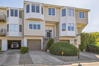 45 Seaside Rd, Brigantine, NJ 08203