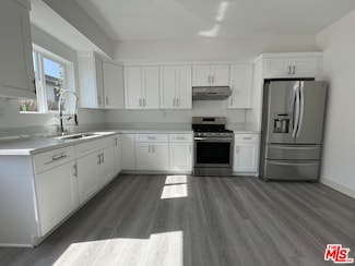 8640 Baring Cross St, Los Angeles, CA 90044