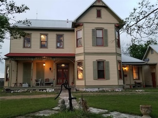 1 Bednar Ln, La Grange, TX 78945