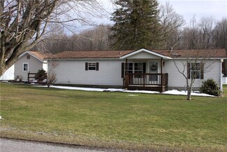 160 W County Line Rd, Jamestown, PA 16134