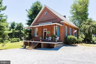 832 Pennsy Rd, Willow Street, PA 17584