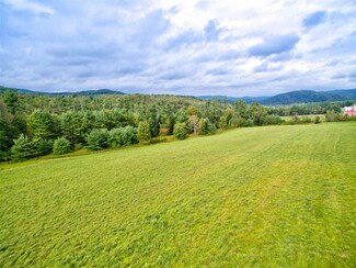 73 Grout Rd, Hartland, VT 05048