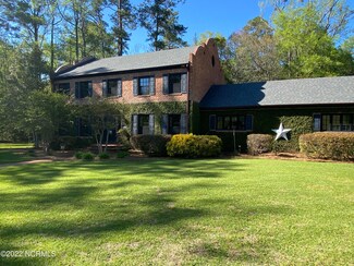 415 Holly Cir, Whiteville, NC 28472