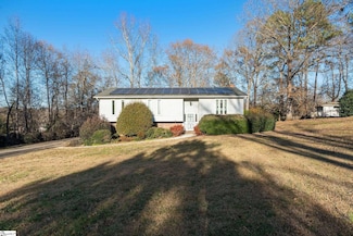 113 Kennelworth Way, Easley, SC 29640