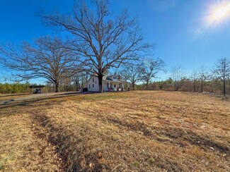 186 Reservation Rd, Blackstone, VA 23824