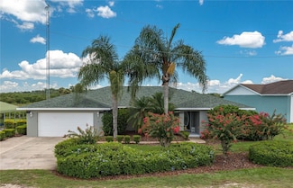 1702 Parks Lake Rd, Lake Wales, FL 33898