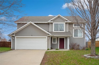 775 SE Parker Dr, Waukee, IA 50263