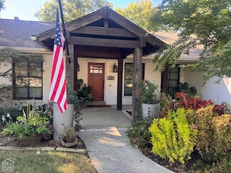 1209 E Country Club Terrace, Jonesboro, AR 72401