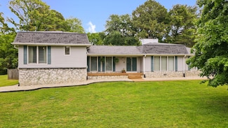 5024 Lakeridge Dr, Old Hickory, TN 37138