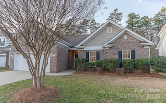 212 Mary Caroline Springs Dr, Mount Holly, NC 28120
