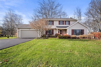 152 Galvin Ct, Farmington, NY 14425