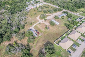 261 Baughman Hill Rd, Azle, TX 76020