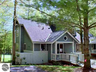 7455 Mountain Side Dr Unit 611, Thompsonville, MI 49683