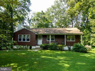 24 Annawanda Rd, Ottsville, PA 18942