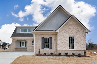7918 Autumn Glen Dr SE, Huntsville, AL 35748