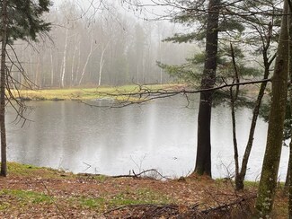50 Papoose Lake Dr, Heath, MA 01346