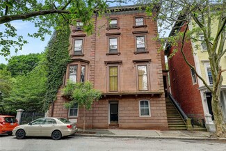 147 Benefit St Unit 3, Providence, RI 02903