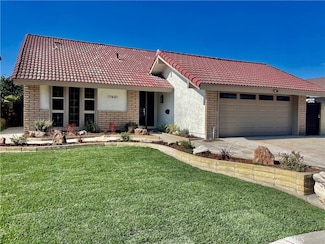 17601 Leal Ave, Cerritos, CA 90703