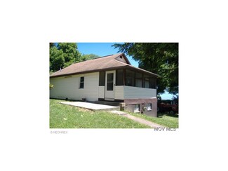 135 1st St, Vincent, OH 45784