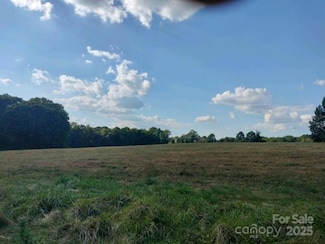 483 Shinnville Rd, Mooresville, NC 28115