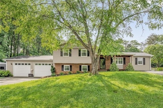 213 Turkey Hill Dr, King, NC 27021