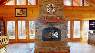 714 Heartwood Dr, Marion, NC 28752