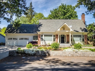 7055 SW Canyon Dr, Portland, OR 97225