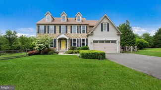 103 Equestrian Ct, Warrington, PA 18976