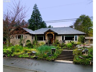 7145 SW Crestdale Ct, Portland, OR 97225