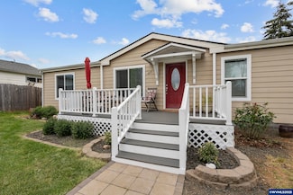 457 Alder St, Falls City, OR 97344