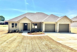 108 Vaughn Ave, Florence, AL 35645