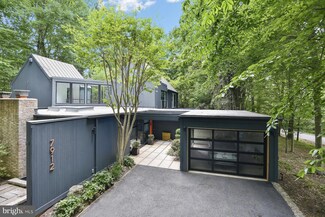 7912 Deepwell Dr, Bethesda, MD 20817