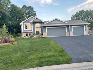 5438 Vinewood Ln N, Plymouth, MN 55442