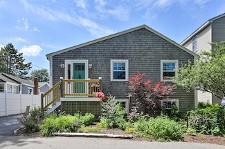 20 Glen Rd, Hampton, NH 03842