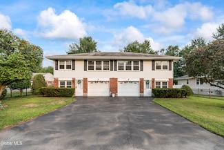 80 Wertman Ln, Albany, NY 12211