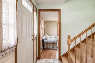 5 Sumac Ln, Durham, NH 03824