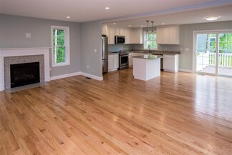 1 Chestnut Way, Lee, NH 03861
