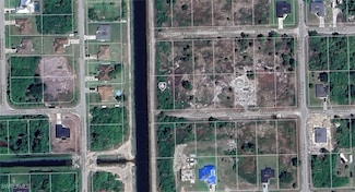 3612 72nd St W, Lehigh Acres, FL 33971