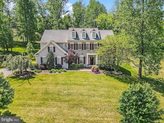 105 Valley Dr, Birdsboro, PA 19508
