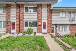 9183 Villaridge Ct, Saint Louis, MO 63123