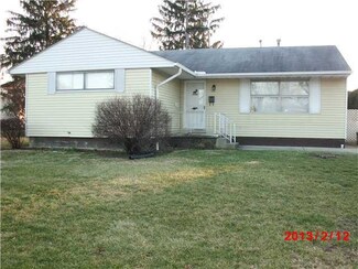 1301 Huntly Dr, Columbus, OH 43227