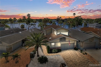 5248 S Riverview Cir, Homosassa, FL 34448