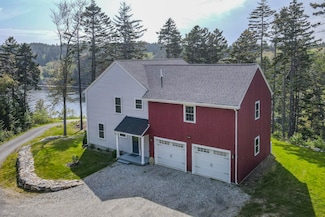 20 Campbell Rd, Southport, ME 04576