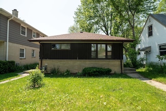 5921 N 66th St, Milwaukee, WI 53218