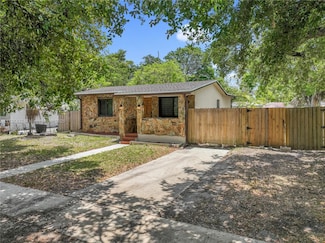 6444 Mcclellan St, Hollywood, FL 33024