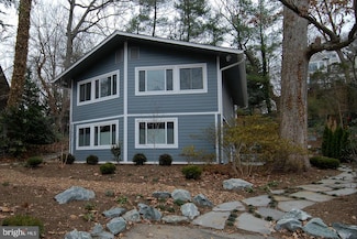 5211 Wyoming Rd, Bethesda, MD 20816