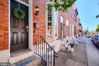 313 S Robinson St, Baltimore, MD 21224