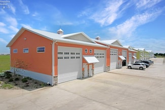 2656 E Harbor Rd Unit D-3, Port Clinton, OH 43452