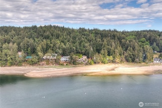 600 E Nicole Ln, Shelton, WA 98584