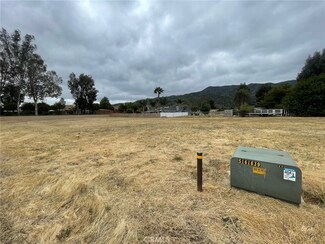 4 Sheets Ln, Wildomar, CA 92595